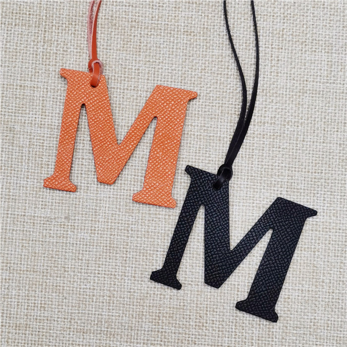 Women Accessories Name In English - Английская буква M, алфавит, воловья кожа,