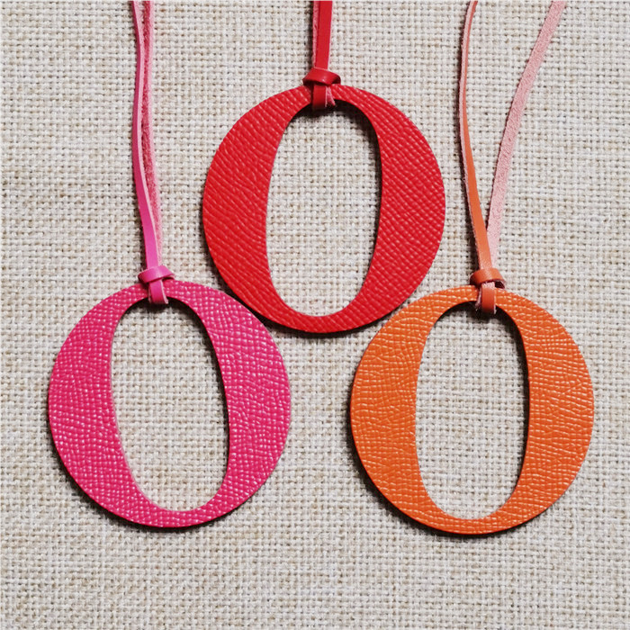 Women Accessories Name In English - Английская буква O алфавит из воловьей